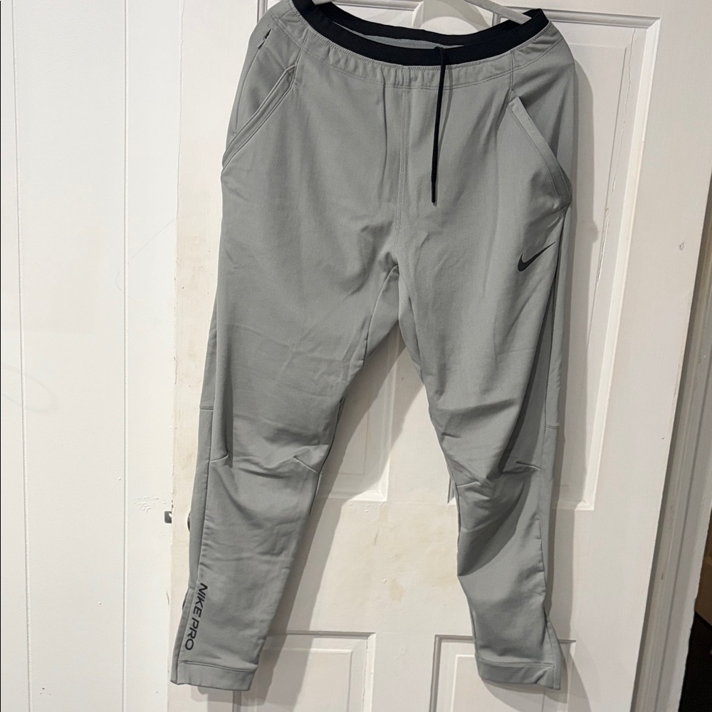 Nike Men's Gray Joggers with Black Accents